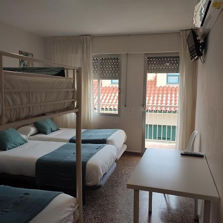 Hostal Garamar Benicàssim Екстериор снимка