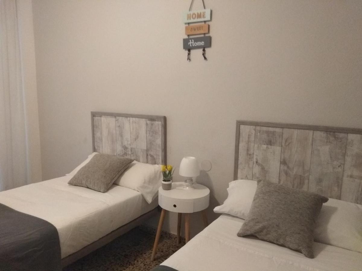 Hostal Garamar Benicàssim Екстериор снимка